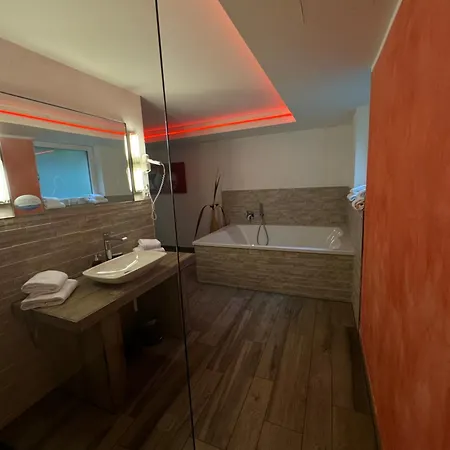 Hotell Biedermeier 3*