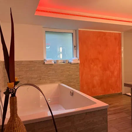 Hotell Biedermeier 3*