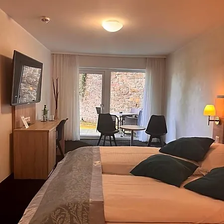 Hotell Biedermeier 3*