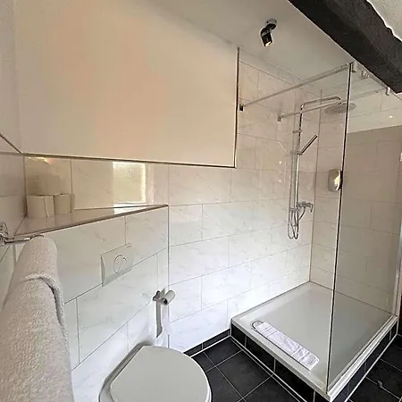 Hotell Biedermeier 3*