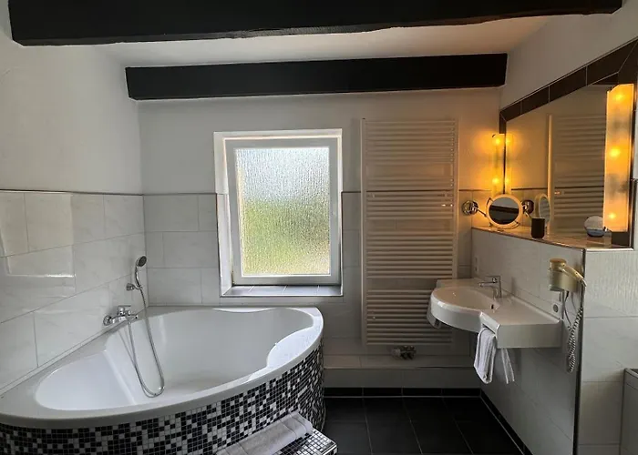 Biedermeier 3* Dortmund